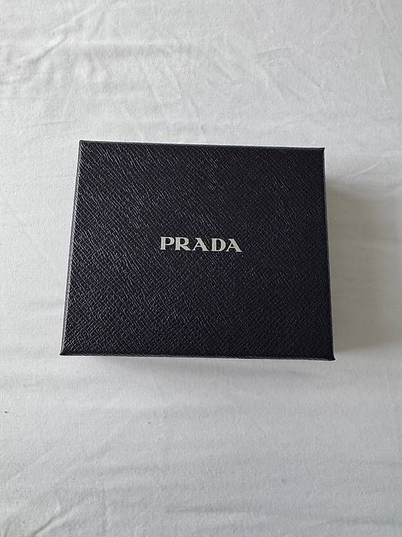 Portafogli: Porte-cartes Saffiano de chez Prada – Usato da Genève venduto da hya_ccc8 4