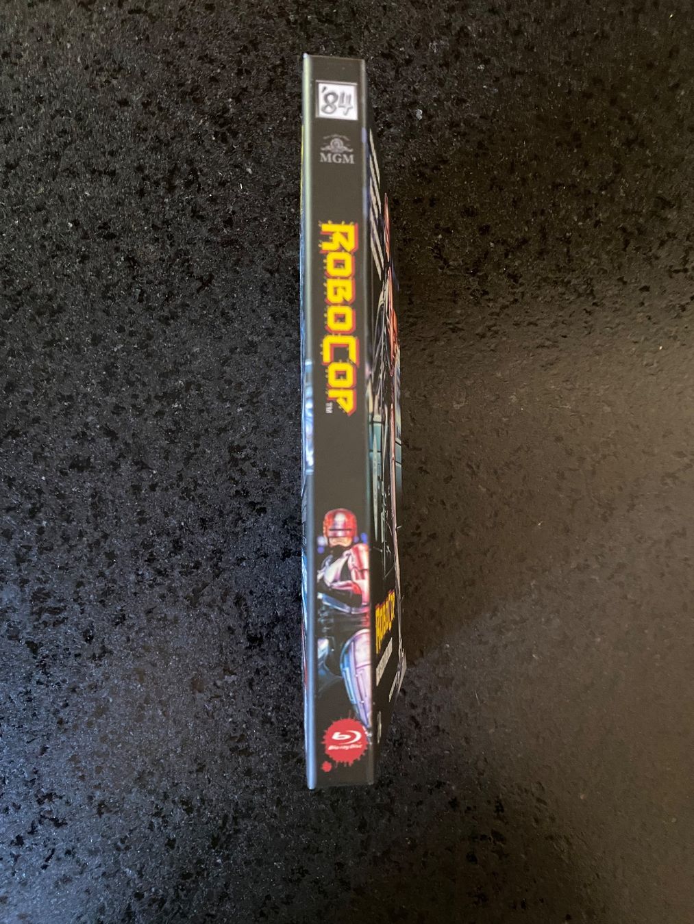 Tutti i DVDs: RoboCop Mediabook Blu-ray + DVD Sehr Gut – Usato da Schmitten FR venduto da FilmRarities 2