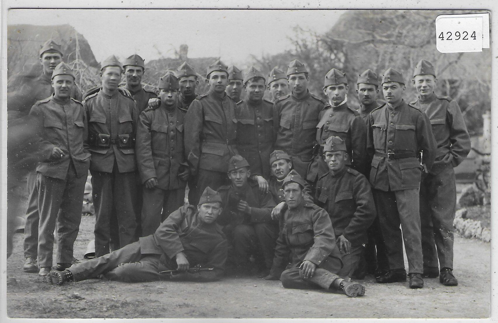 Cartoline postali: Armee Suisse - Gruppenfoto – Usato da Ettingen venduto da Kartenplanet