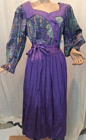 TRAUMHAFTES ISOLA DIRNDL / KLEID – NEU & UNGETRAGEN – GR.48