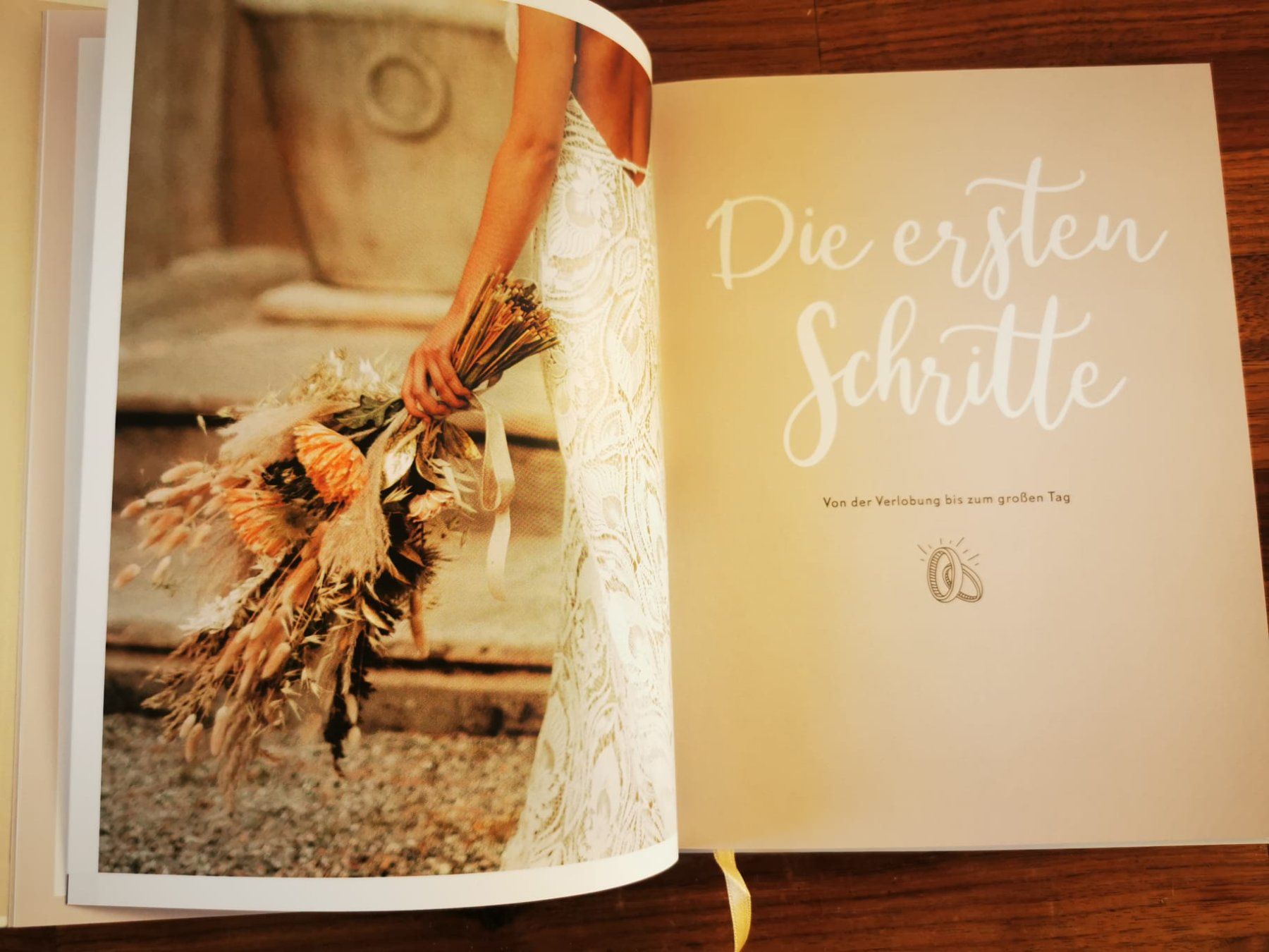 Libri: Buch Me & You Hochzeitsplaner – Usato da Schwyz venduto da Balmer92 2