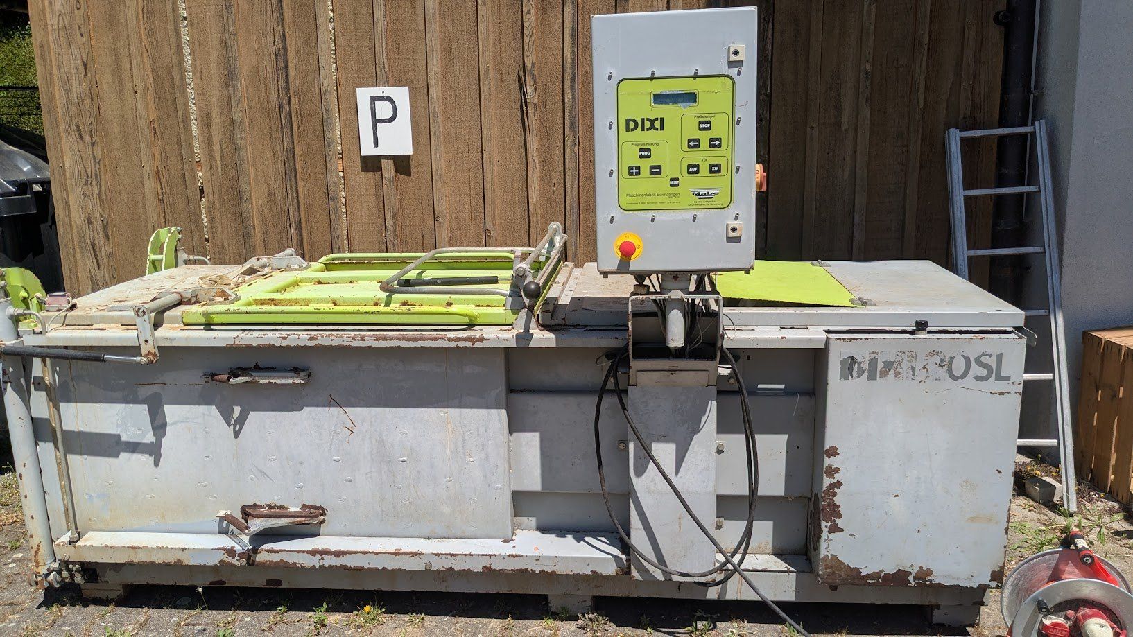 Tutte le macchine: Kartonpresse Dixi für Karton oder andere Materialien – Usato da Uster venduto da pfister015
