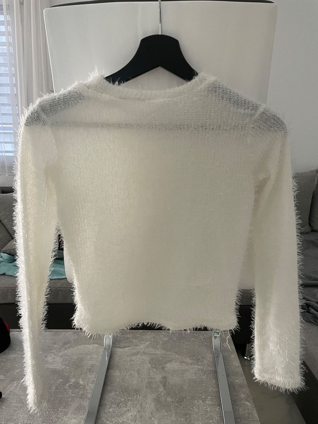 Pullover & Sweatshirts: Pullover – Gebraucht aus Mägenwil von Lea.SN