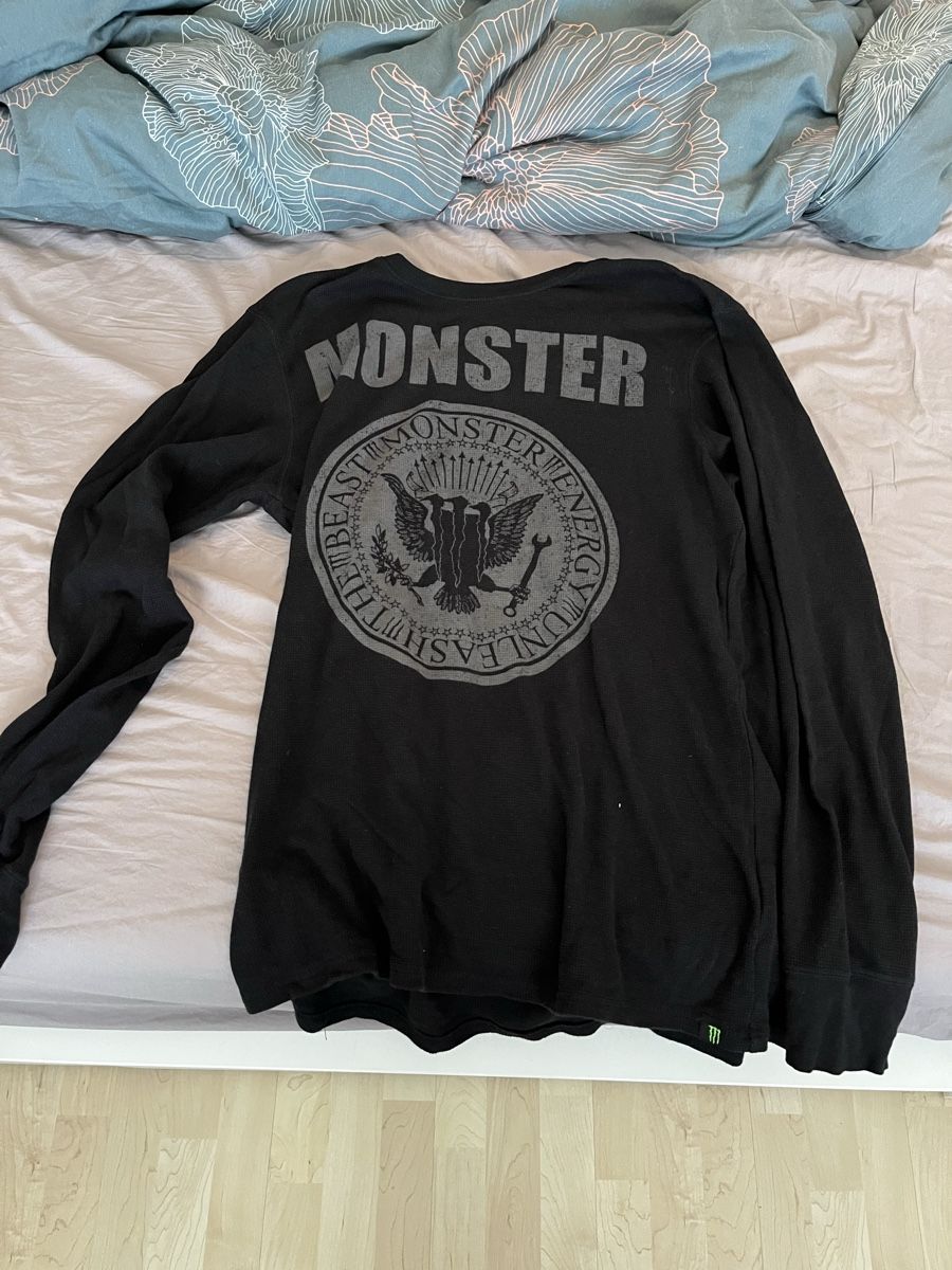 Maglioni & Felpe: Monster Energy Drink Pullover (Ramones Design) – Usato da Wallisellen venduto da pat_x6vf