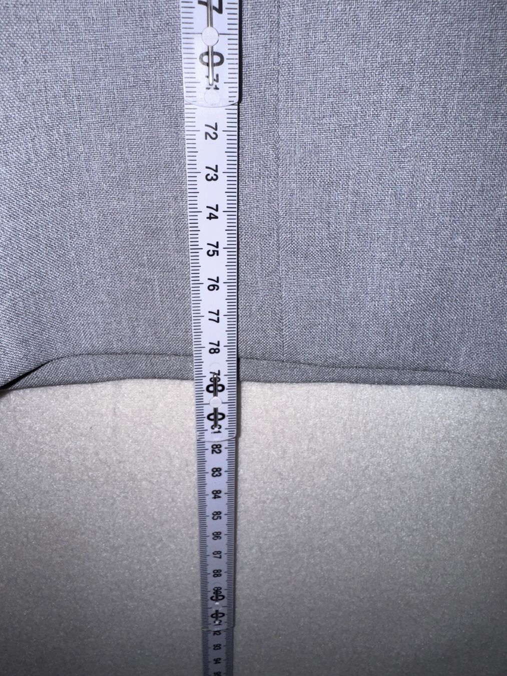 Robes: Graues Etuikleid Gr. 36 – D'occasion à Grosswangen par SALE_SALE_SALE 4