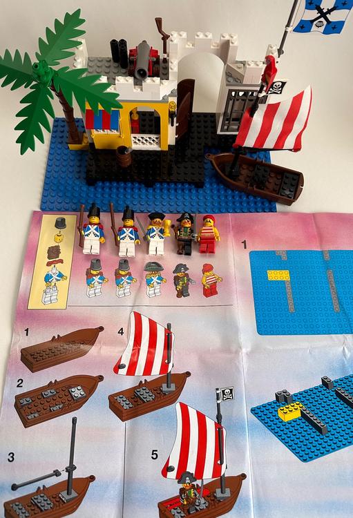 lotto lego pirati e vintage motoscafo lego city pirate