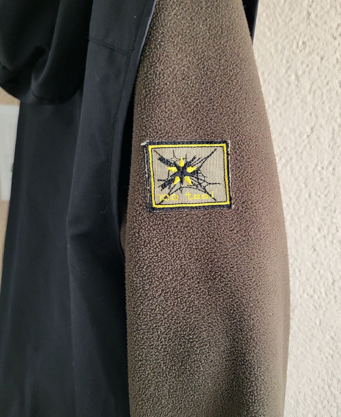 Lotti di vestiti: 3 Herren Jacken Beneton ,Code, etc. Grösse M. (Artn.1b) – Usato da Wangen ZH venduto da Macle 3