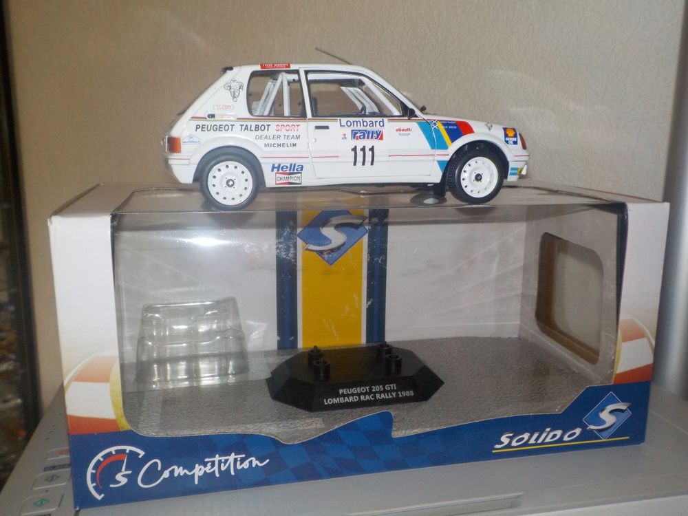 Modellino Solido Peugeot 205 GTI MK1 Scala 1:43 – Auto D'epoca Die-cast Con Dettagli E Portiere Apribili