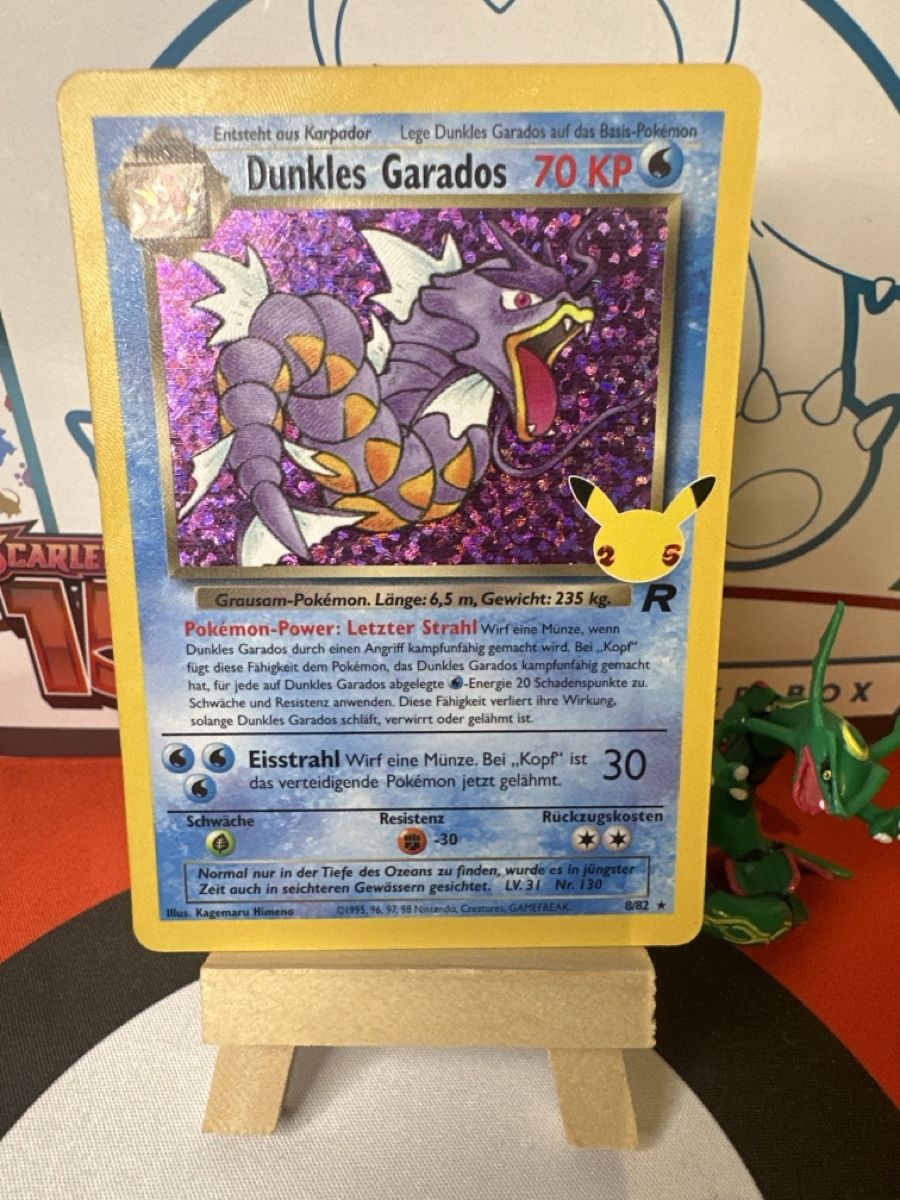 Pokémon Carte collezionabili: POKÉMON / Dunkles Garados / Celebrations – Usato da Herzogenbuchsee venduto da TCG-High-Quality