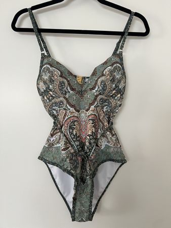Badeanzug Paisley Muster Gr. S neu/nie getragen