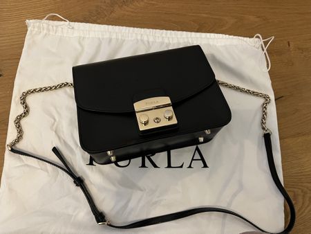 Furla small Metropolis black/gold