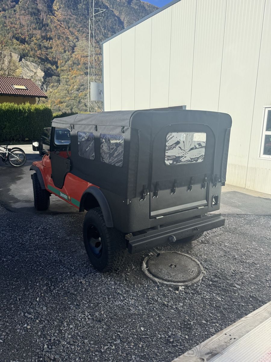 Jeep Automobili: jeep willys cj6 1978 – Usato da Dorénaz venduto da Biolle 2