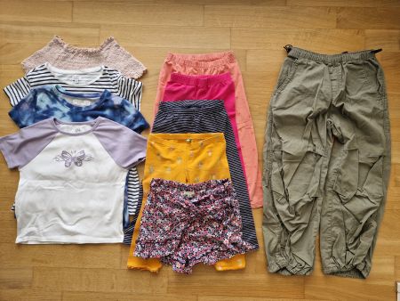 Kleiderpaket Sommer/Herbst, Gr. 134 -140 cm, 10 Stk.
