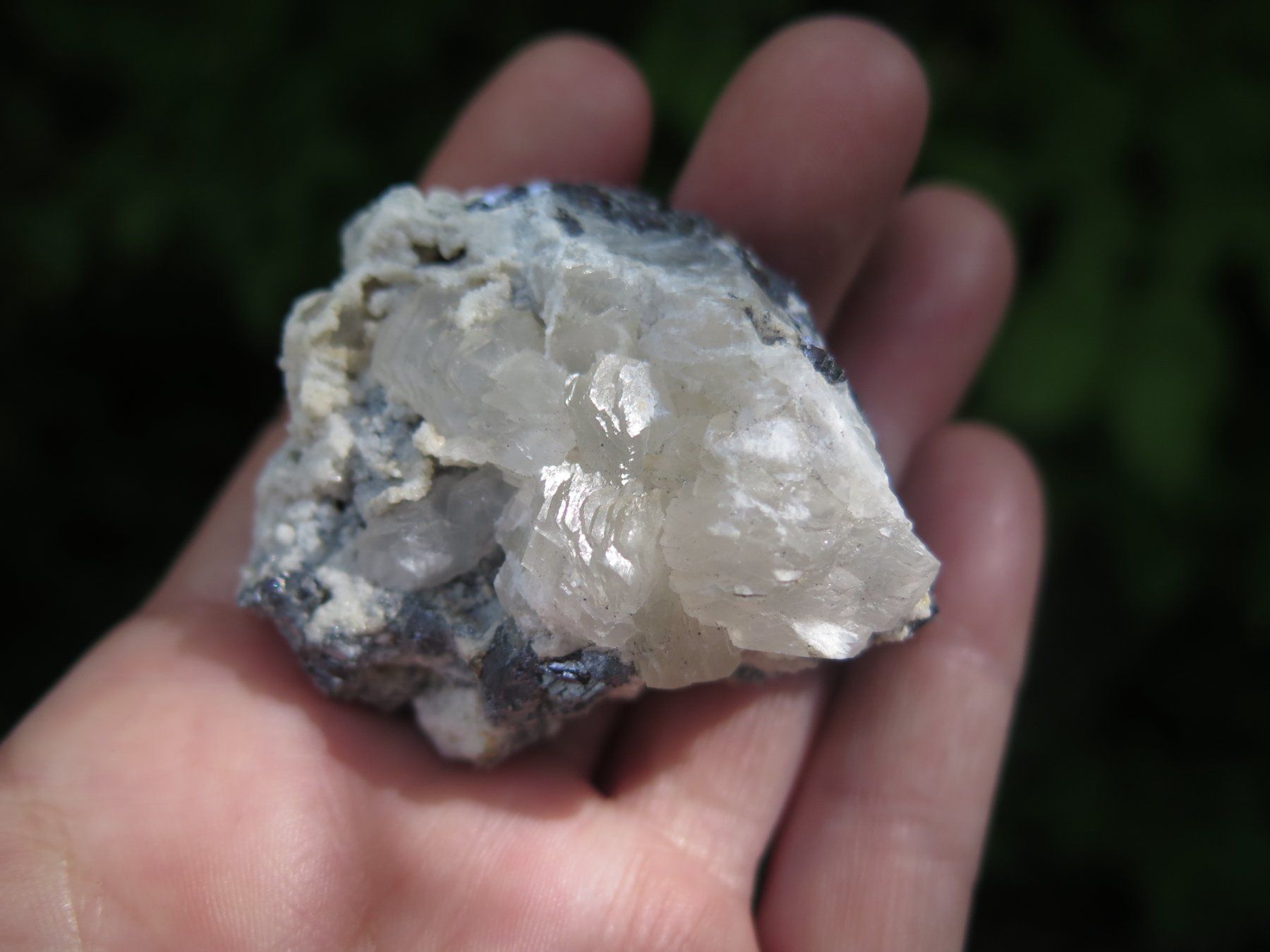 Mineralien & Heilsteine: Quarz mit Calcit und Galena – Gebraucht aus Schaffhausen von Yamakana51L8736OQ8