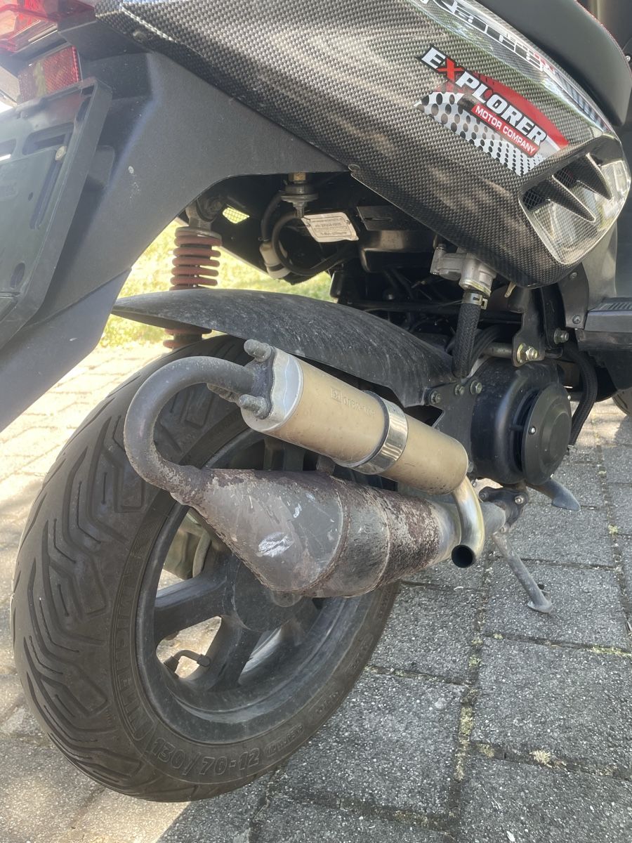 Explorer Scooter: Tacho Explorer 7494 km guter Zustand – Usato da Winterthur venduto da tuanphong60 5