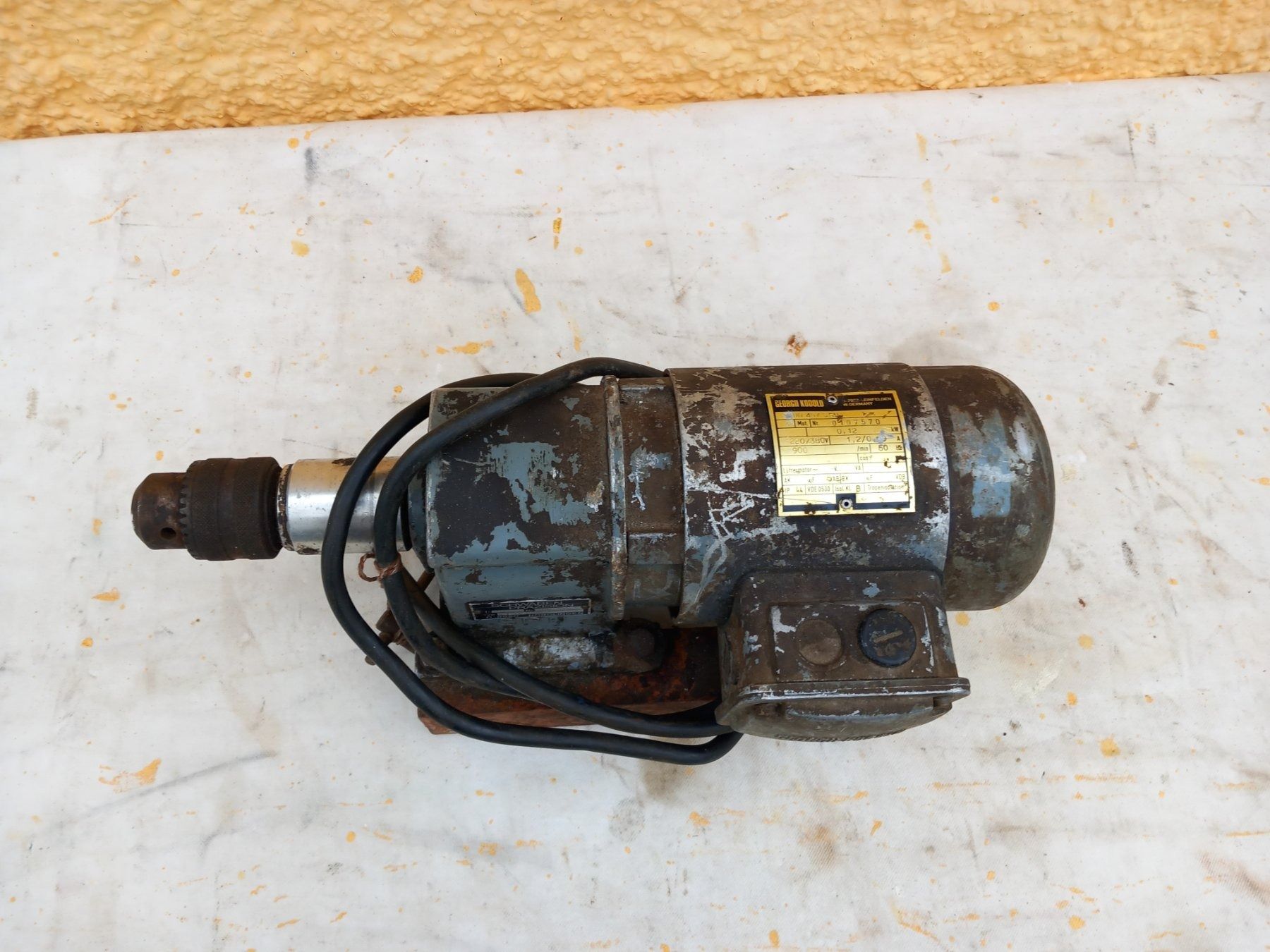 Tutte le macchine: Lüftermotor 900 /min  mit Bohrfutter – Usato da Rheinau venduto da profitronic.shop 2