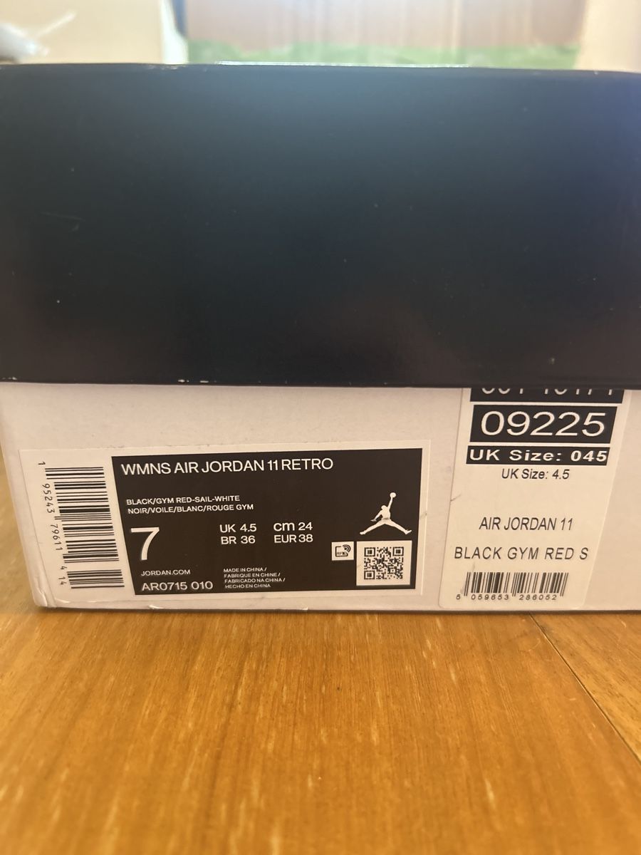 Jordan Scarpe da donna: Air Jordan 11 Retro WMNS, Grösse 38 – Usato da Dietikon venduto da Edel.weiss 7