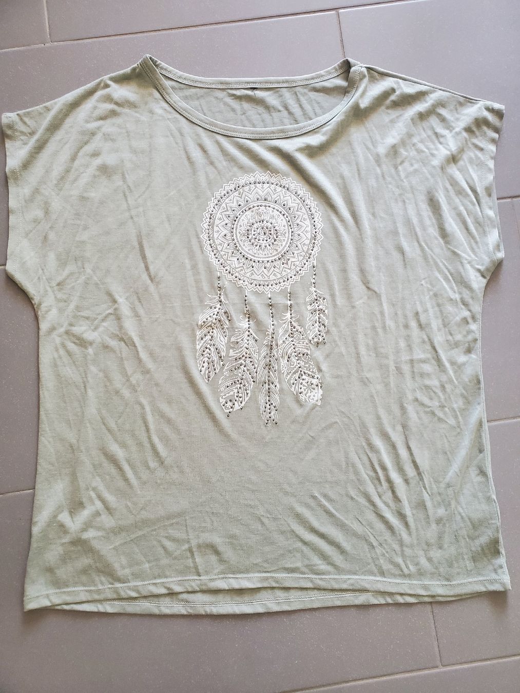 T-shirts: T-shirt Chicorée  – Neuf (Voir description) à Montsevelier par Sherlock007