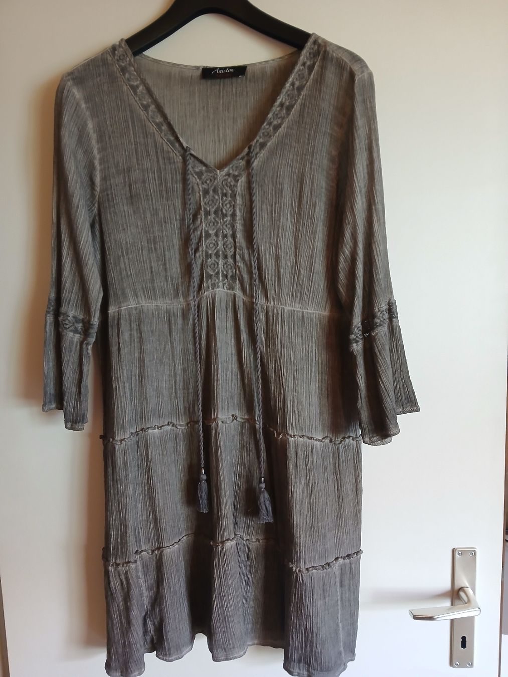 Vestiti: Boho Kleid mit Unterrock Gr. 40 – Nuovo (secondo la descrizione) da Marly venduto da schnibu2