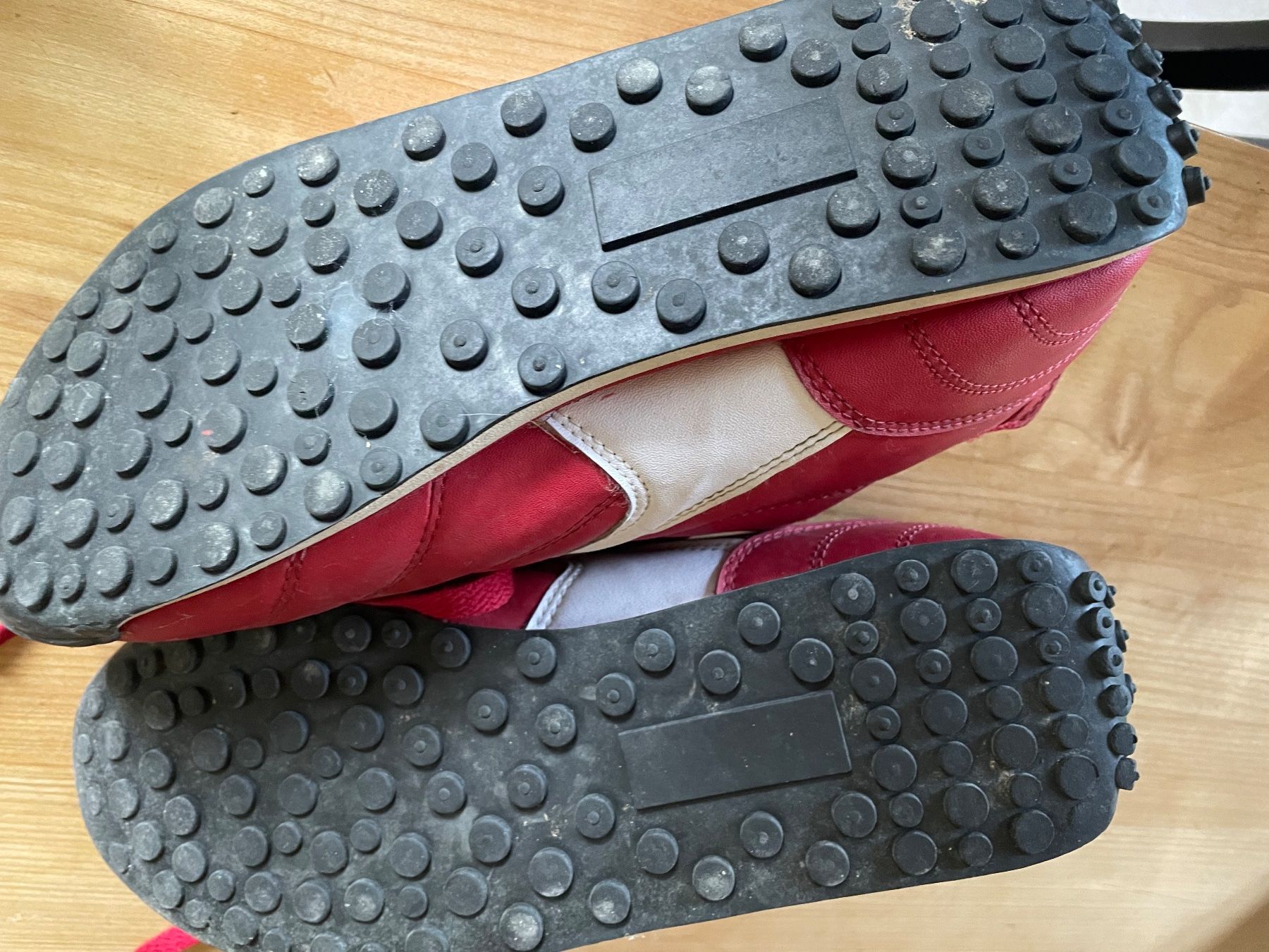Scarpe da uomo: Turnschuhe rot Grösse 42 – Usato da Trimstein venduto da gkt 4