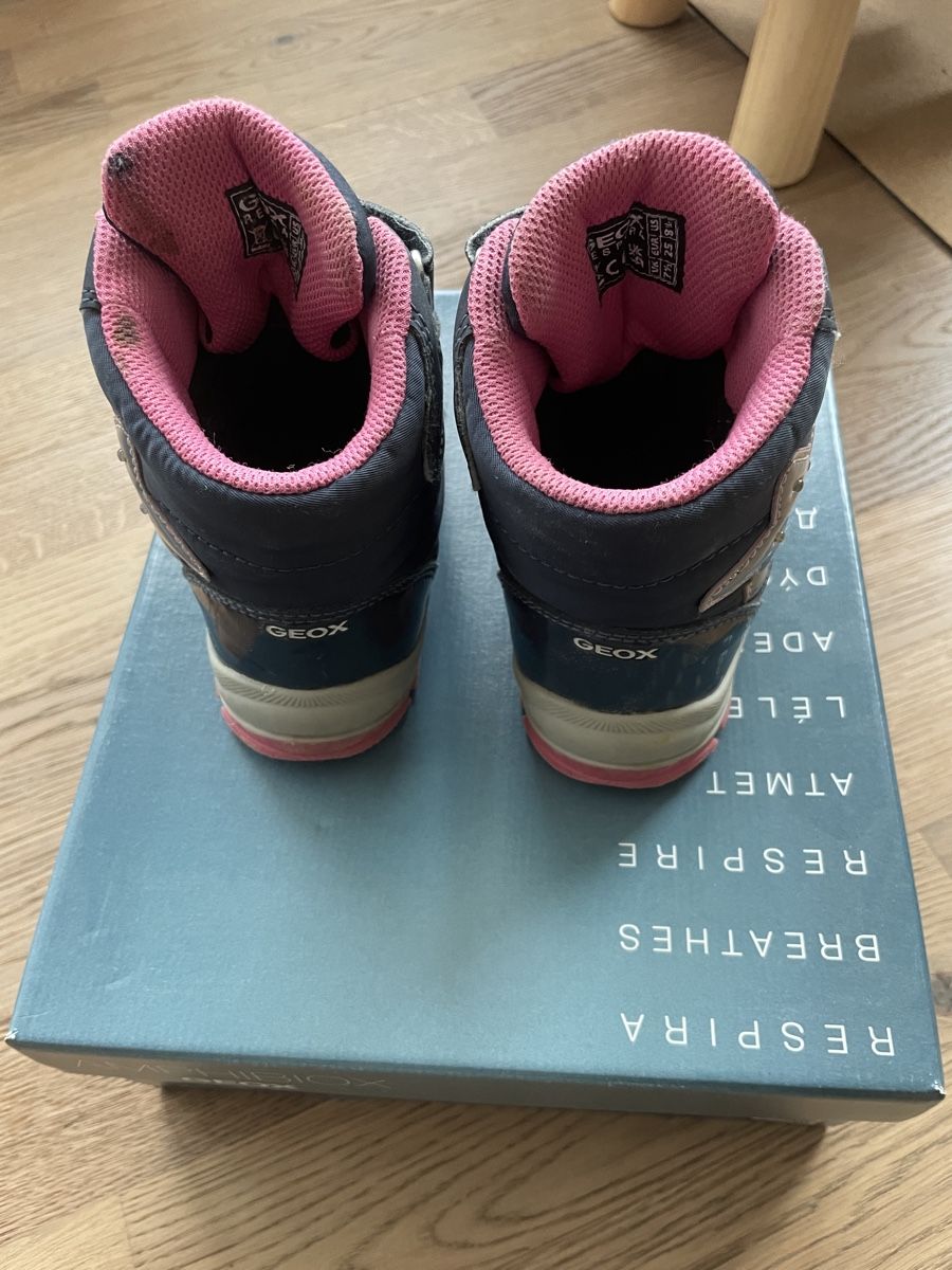 Geox Schuhe für Mädchen: Geox Mädchen Winterstiefel Gr. 25 – Gebraucht aus Meilen von Han_ssy2 3