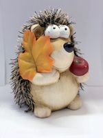 Igel Figur mit Blatt und Apfel - Keramik