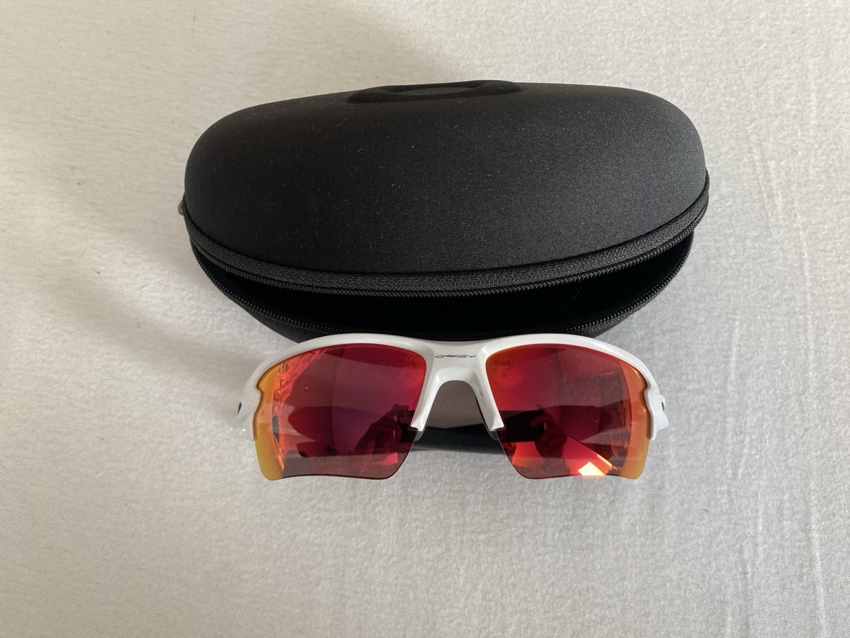 Oakley Brillen & Gläser: Lunettes de soleil Oakley Jawbreaker - parfait été! – Neu und originalverpackt aus Cressier NE von Cyril1401