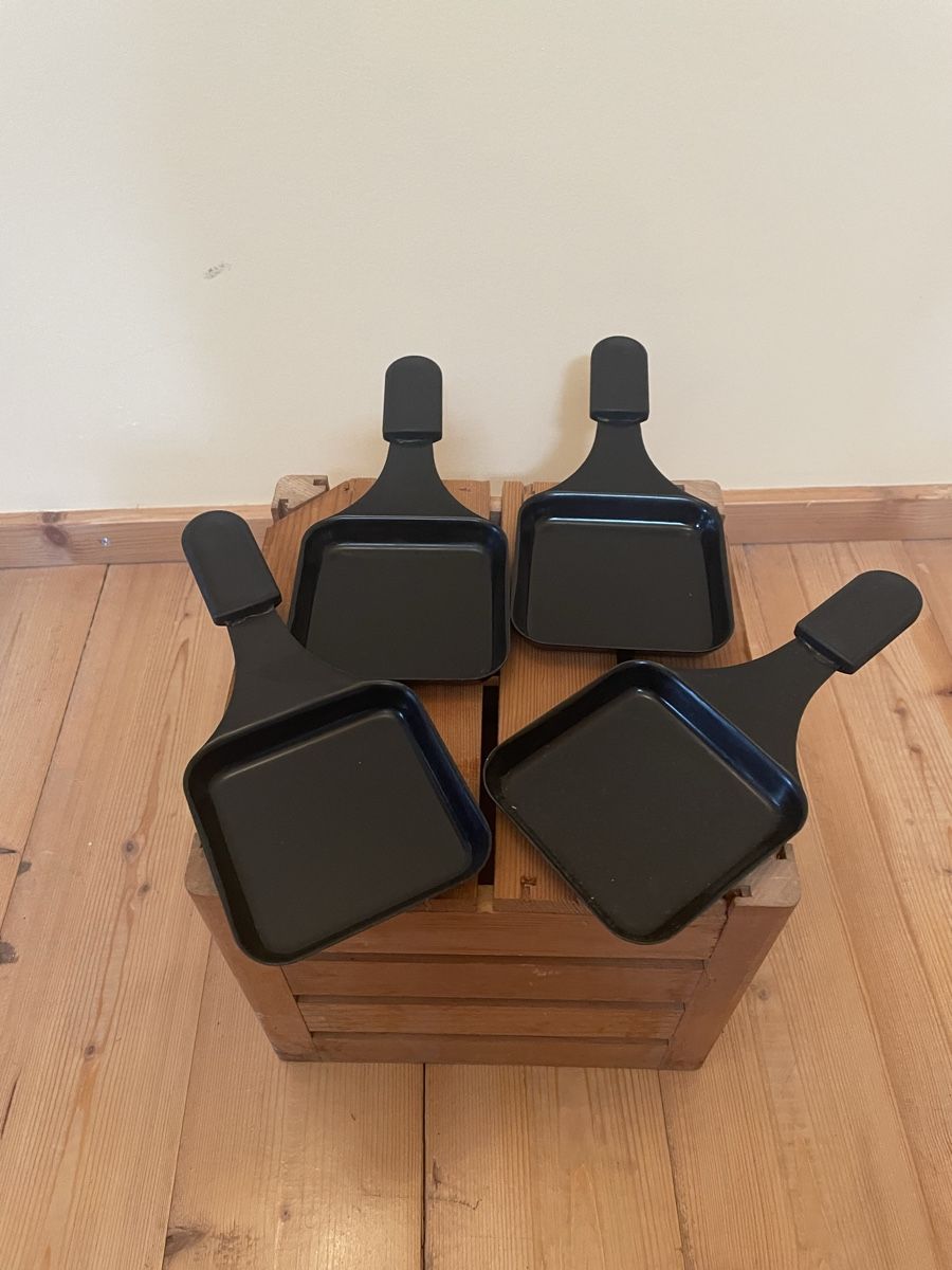 Stöckli Elettrodomestici da cucina: Raclette grill Stöckli mit 4 Pfännchen – Usato da Mollis venduto da cava10 4