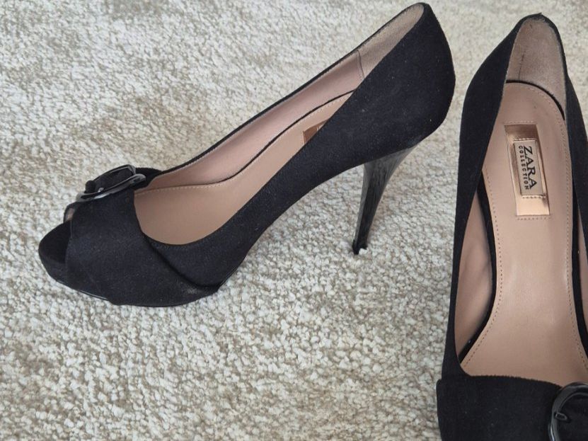 Scarpe da donna: Escarpins bout ouvert, à talons – Usato da Lausanne venduto da malimar3 1