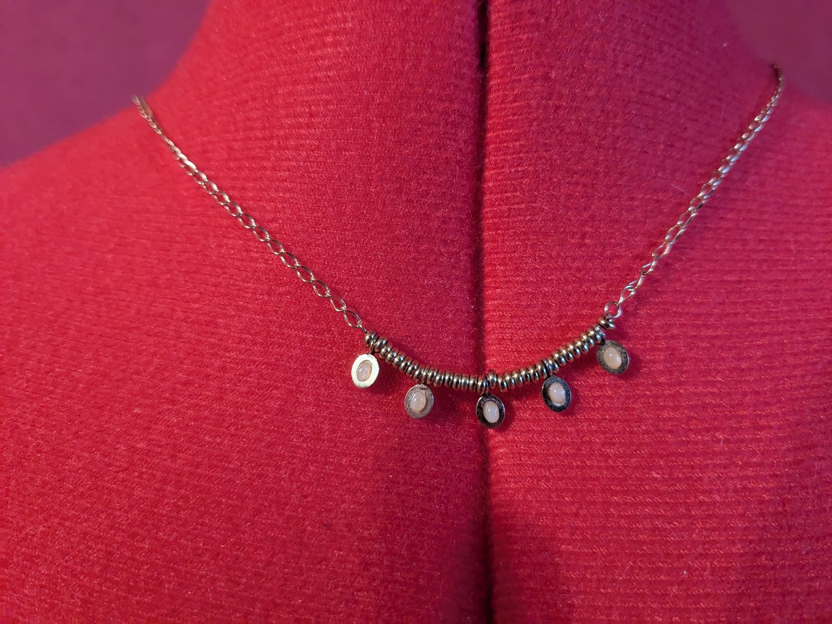 Catenine: collier – Nuovo (secondo la descrizione) da Vionnaz venduto da MarinaMGB 1