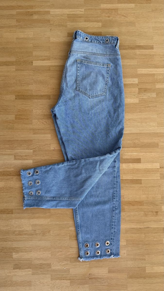 Zara Jeans: Stilvolle Zara Mom Jeans gr.40 – Usato da Winterthur venduto da -BeHappy24- 2