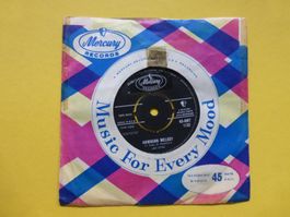Jay Epae – Hawaiian Melody / Putti Putti