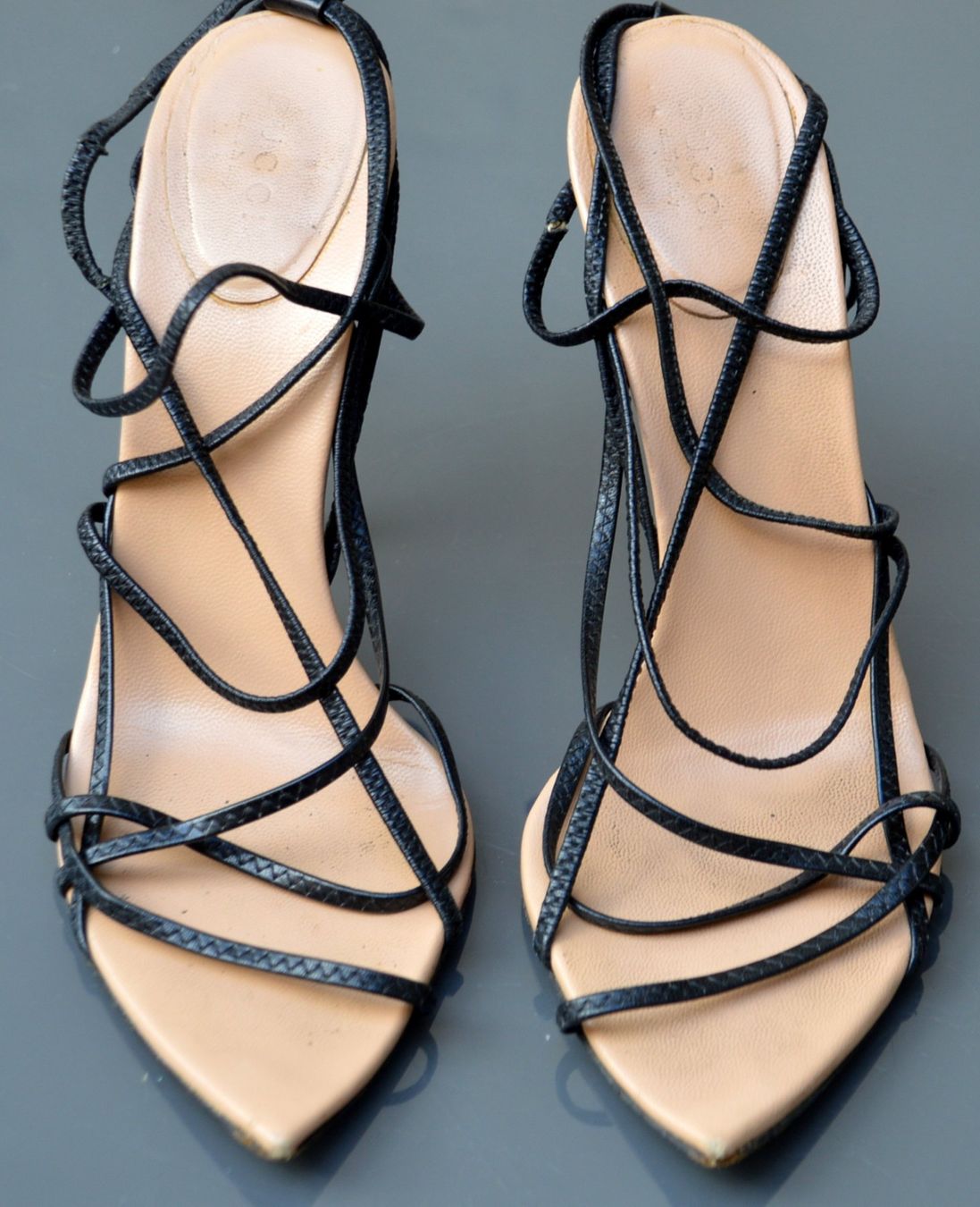 Gucci Damenschuhe: Sandalen / Sandales GUCCI   38,5 – Gebraucht aus Collonges von Auganien 1