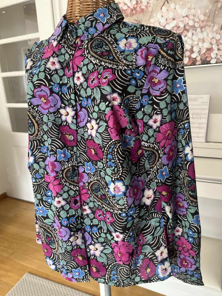 Camicette: Bluse mit Blumenmuster, Cerise Blue, M – Usato da Solothurn venduto da Bobesch08 2