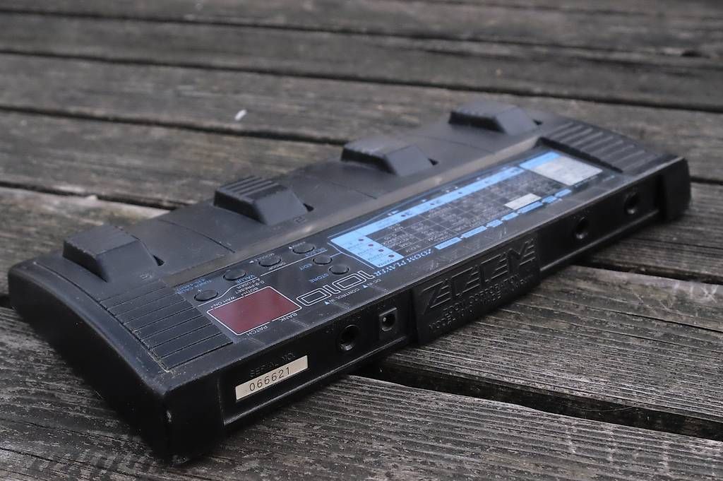 Zoom Strumenti musicali: Zoom 1010 Retro Multieffekt – Usato da Winterthur venduto da hermanadam 1