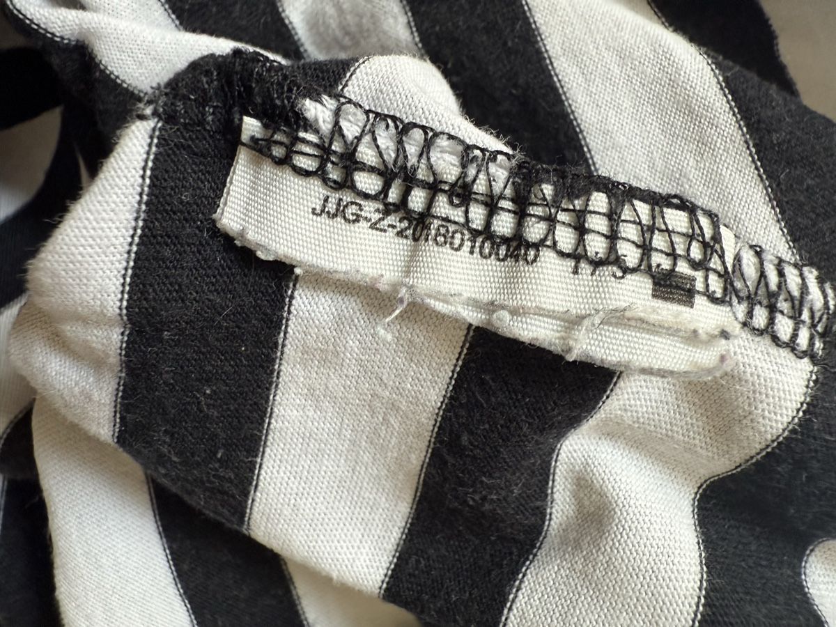 Selected T-shirt: T-shirt noir/blanc rayé Selected, t.38/M – Usato da Tavannes venduto da Thriftshop 3
