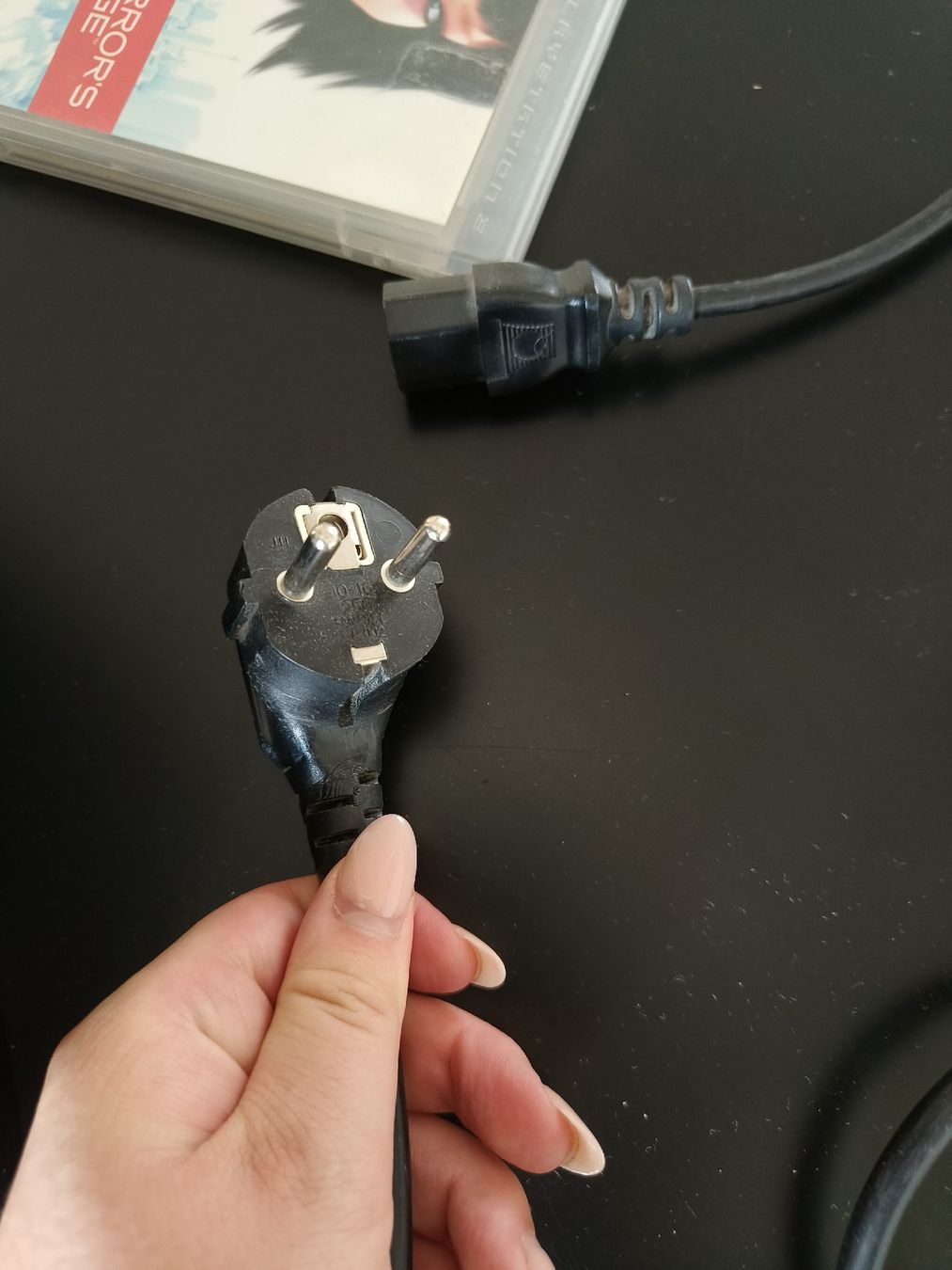 Sony Konsolen: Playstation 3 (PS3) + 2 Controller + 7 Spiele + Kabel – Gebraucht aus Zürich von Anni_Z 3