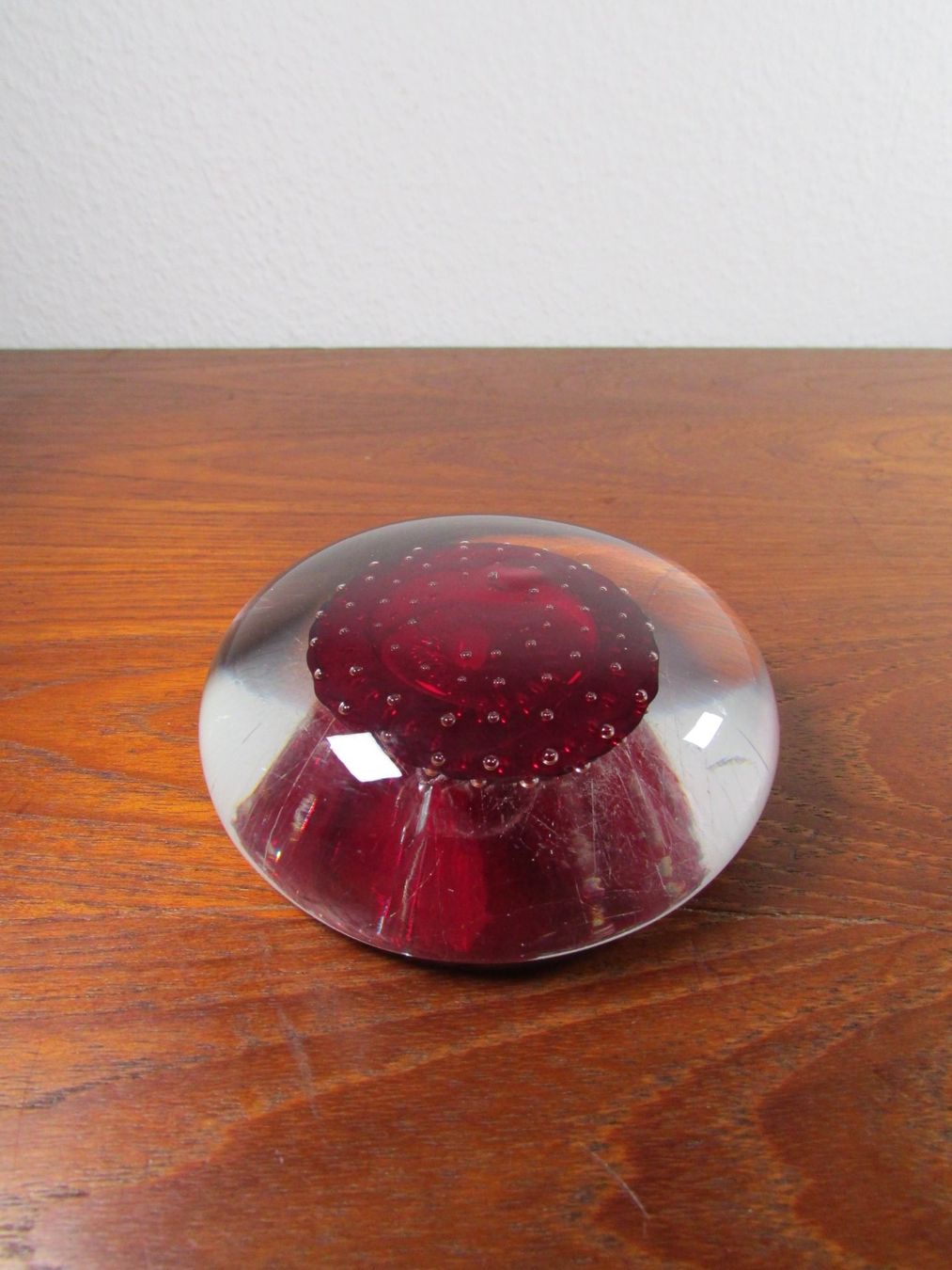 Statuette: Mid Century Paperweight Controlled Bubble Briefbeschwerer – Usato da Ostermundigen venduto da Zytrum 2