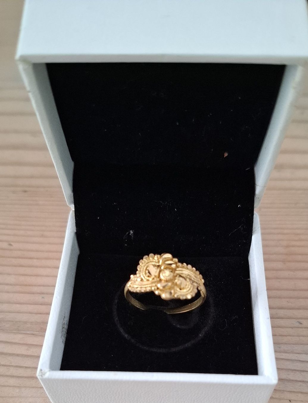 Anelli:  Goldring im Jugendstil-Design – Usato da Buochs venduto da regenbogen7365