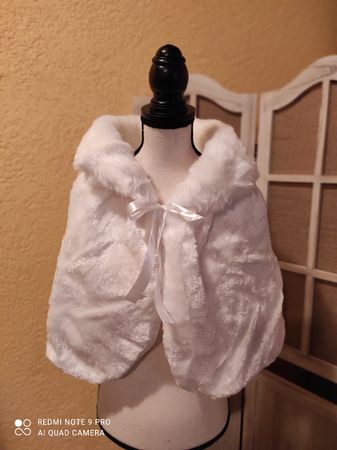 Stola/ Umhang fürs Brautkleid🕊️