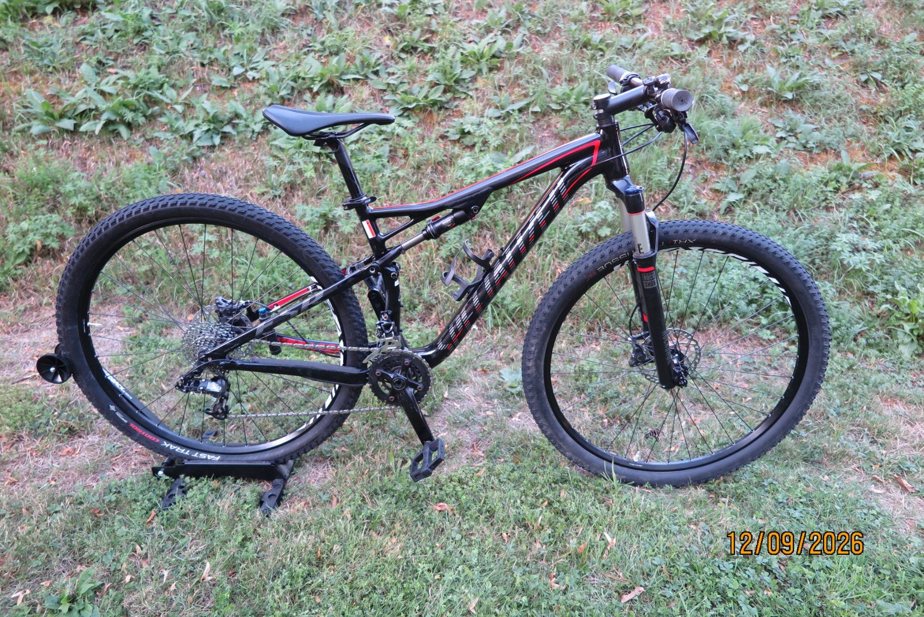 Specialized Biciclette: Specialized Epic Comp 29, Grösse M – Usato da Winterthur venduto da Genki