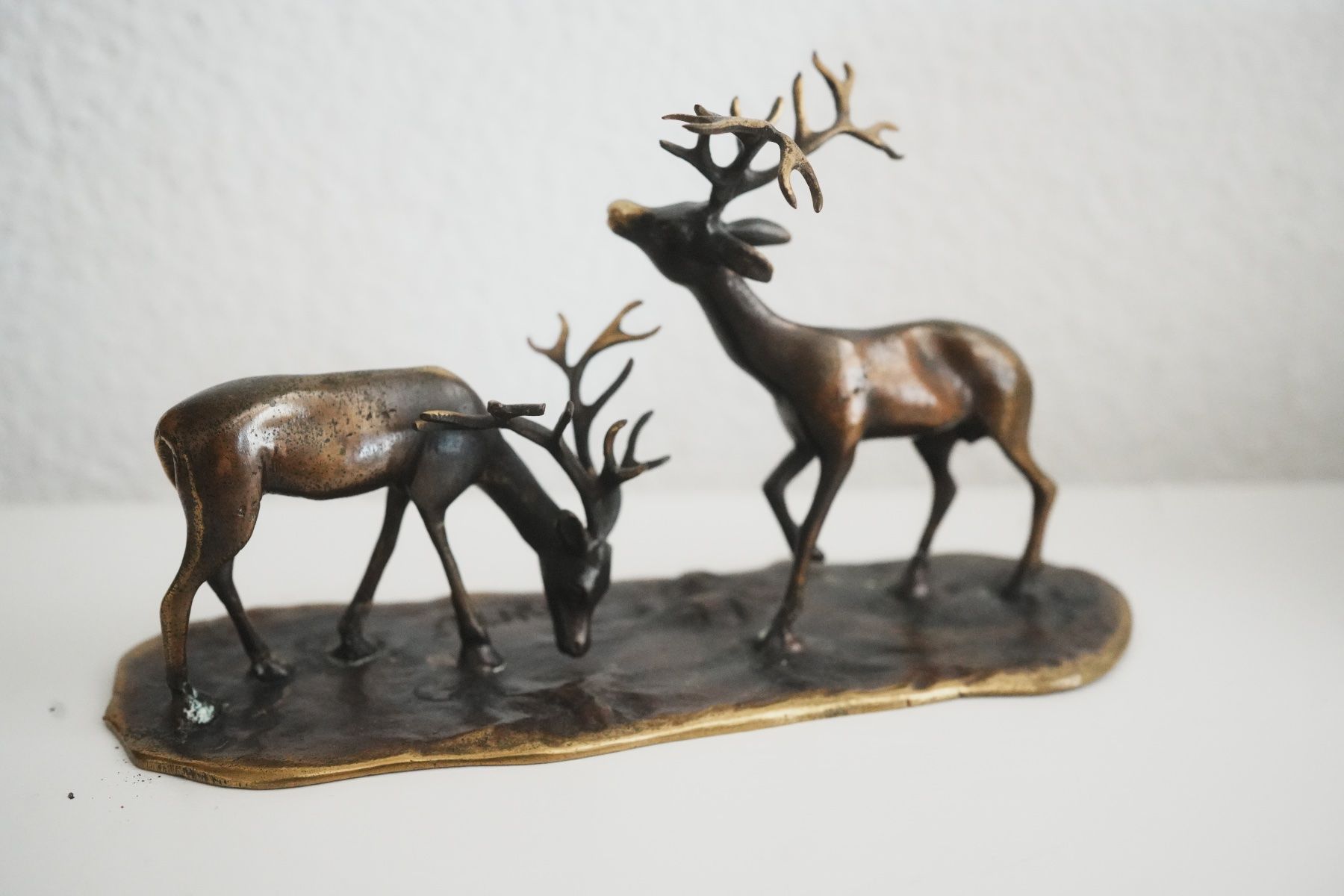 Sculture & Statue: Bronzefigur Hirschgruppe, sign. Cantu, 2 Hirsche – Usato da Volketswil venduto da HeredisAntiques 4
