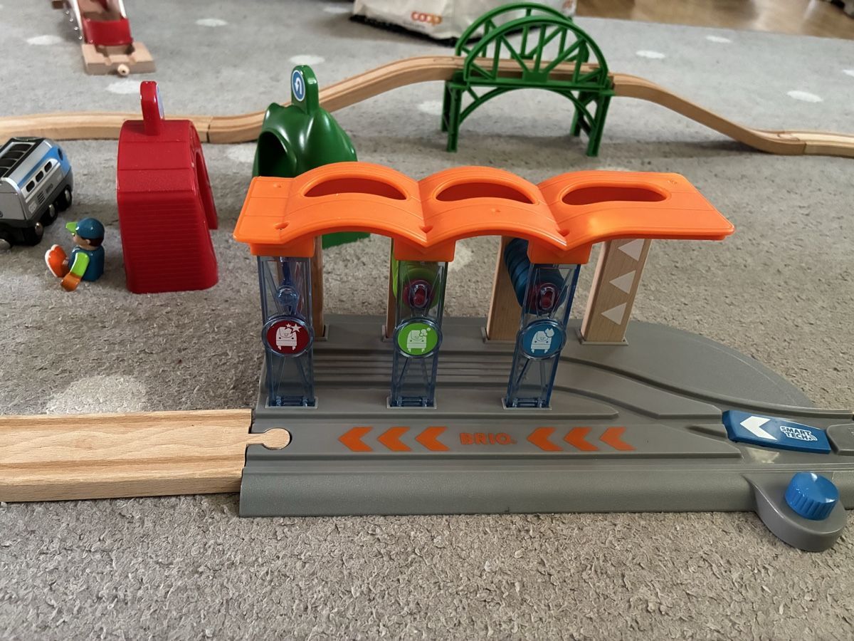 Brio Giocattoli: Brio Eisenbahn Set (viele Teile) – Usato da Herrliberg venduto da limure 1