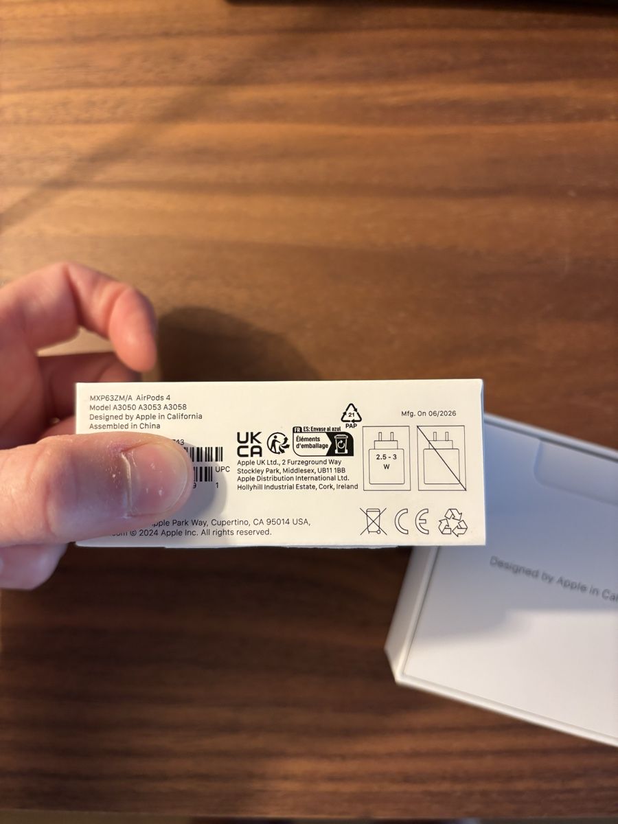 Apple Cuffie: Apple AirPods 4 neu  – Nuovo e nell'imballaggio originale da Zürich venduto da ich_z6th 2