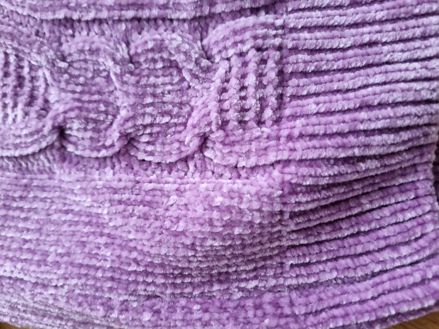 Maglioni & Felpe: Pulli Chenille Gr. 38 hell Lila – Nuovo (secondo la descrizione) da Zofingen venduto da Felpa 1