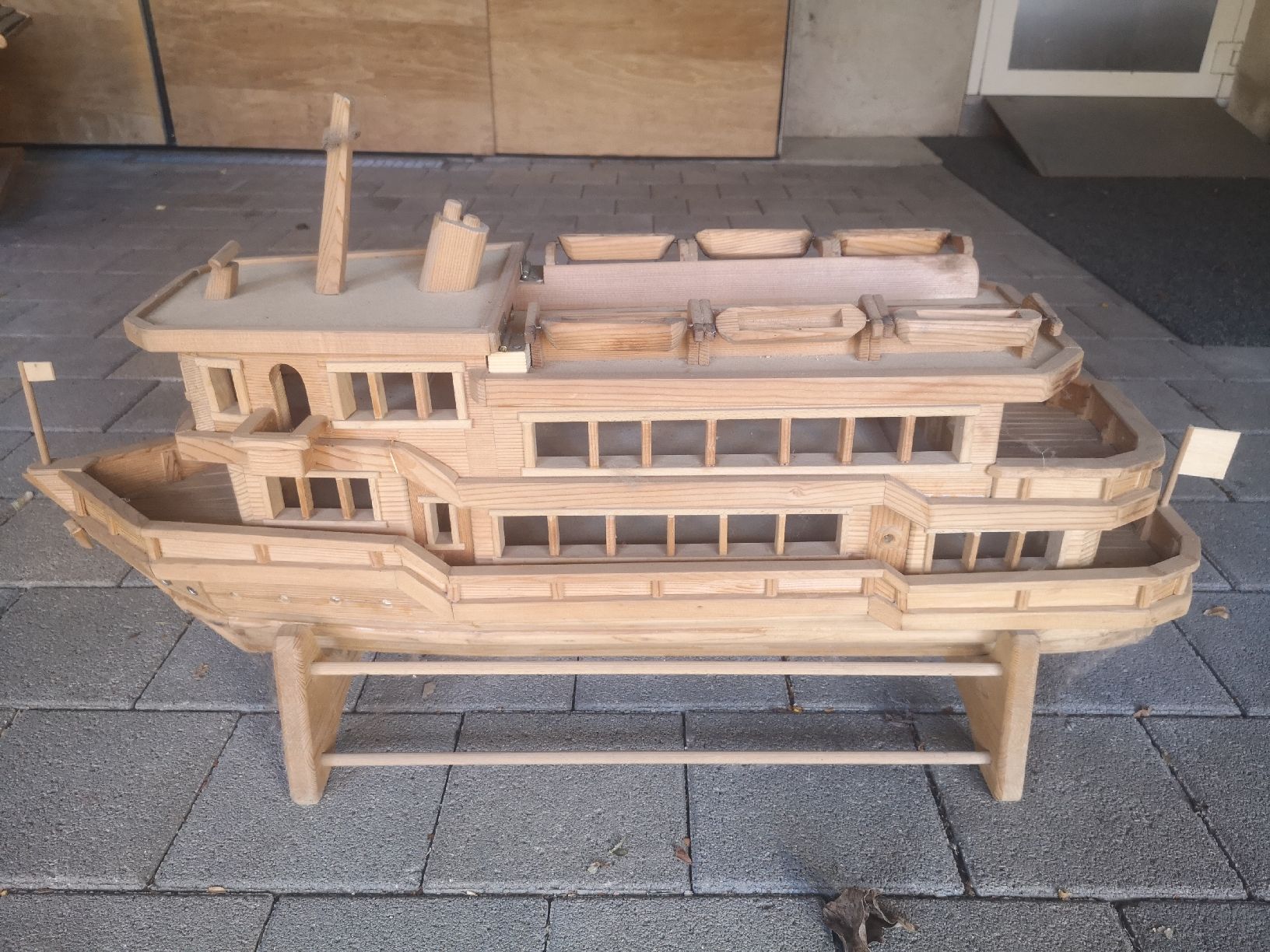 Tutte le decorazioni: Holzschiff – Usato da Sissach venduto da cor_n2dt