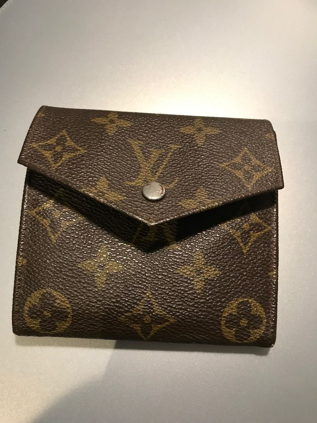 Louis Vuitton Portamonete: Portamonete LOUIS VUITTON – Usato da Camorino venduto da lio_s9ld