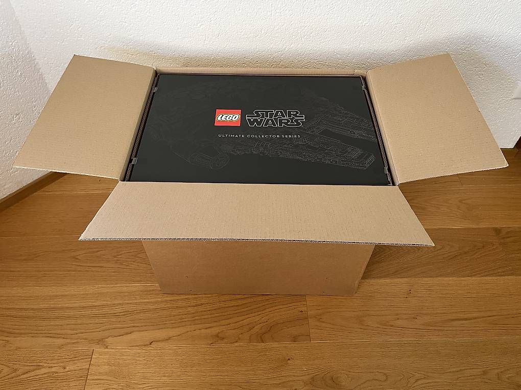 Kit di costruzioni: LEGO Star Wars UCS 75192 Millenium Falcon – Nuovo e nell'imballaggio originale da Oberdiessbach venduto da beh_r9z2 1