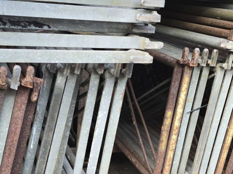 Ponteggi: Geländer zu Tobler Mato 2 – Difettoso da Au TG venduto da aatec_105