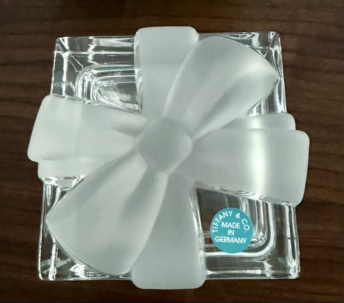 Statuette: Tiffany & Co. Glasbehälter original Neu – Nuovo e nell'imballaggio originale da Kastanienbaum venduto da Linobaby 2